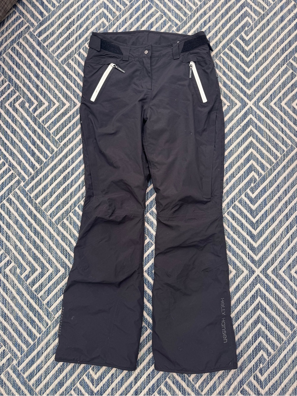 Womens fitted Helly Hanson snow pants SZ medium